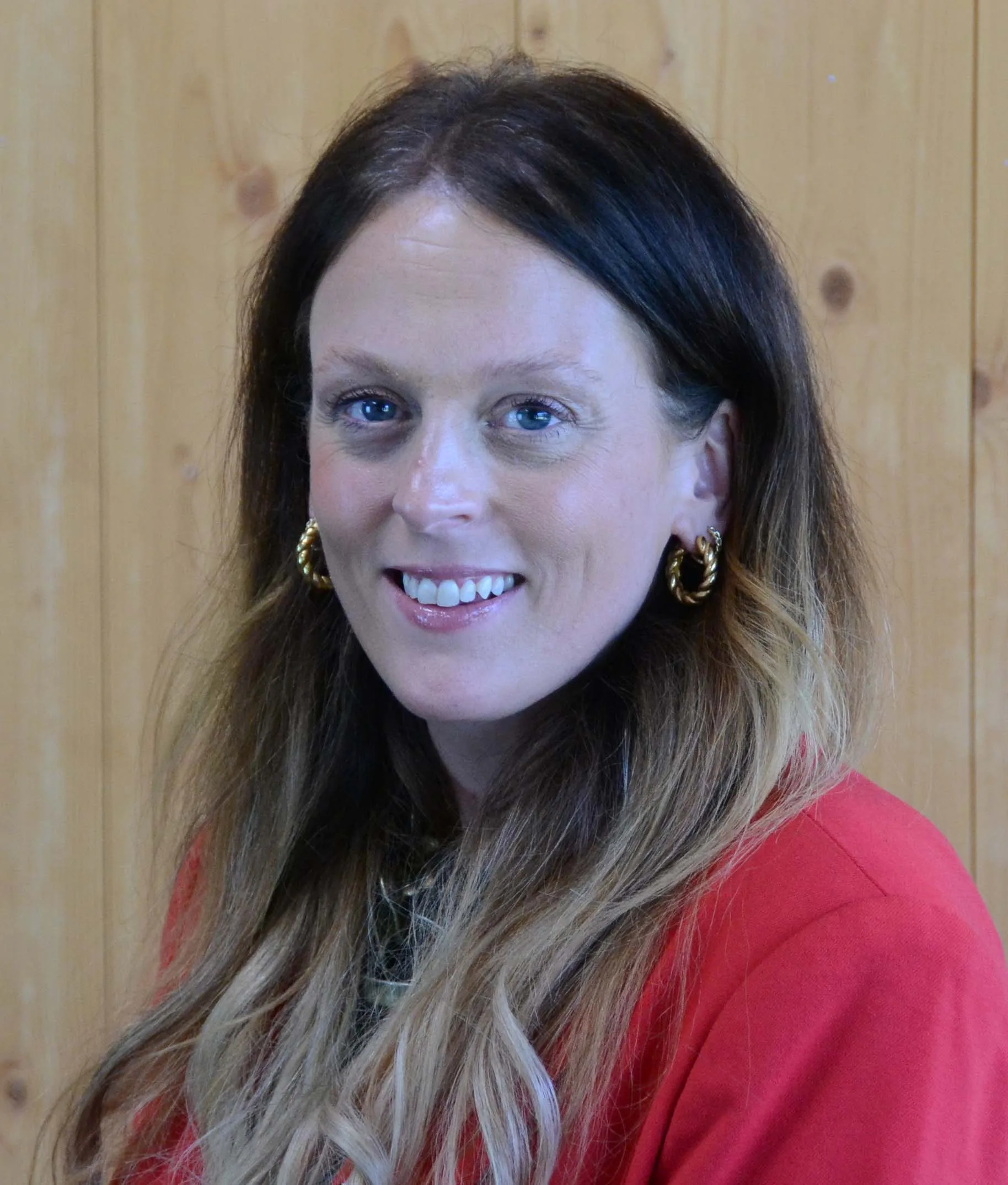 Ms Amy Smith